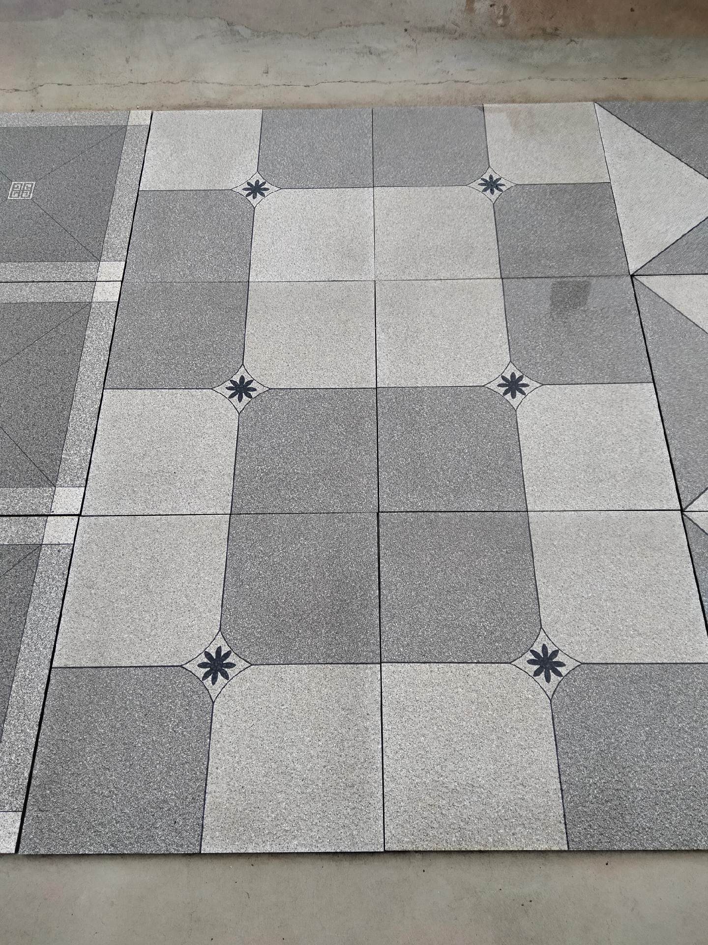 人造地鋪石廠家生產(chǎn)的生態(tài)地鋪石每平方價(jià)格查詢